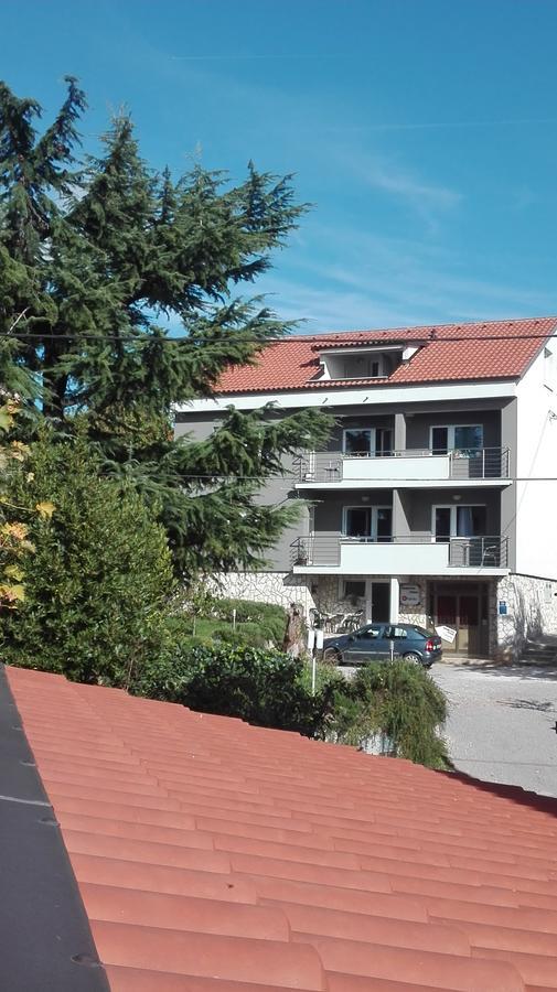 Apartment Cvjetna Rijeka Exterior photo